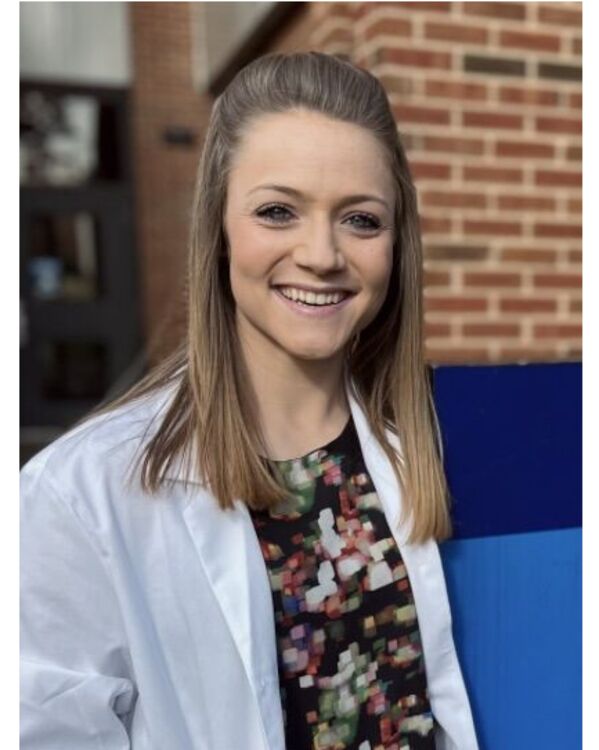 photo of Dr Monika Dixon, DPT, CSCS￼